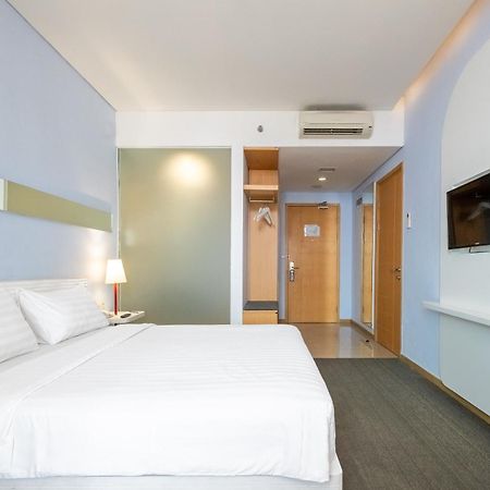 Luminor Hotel Metro Indah - Bandung By Wh Cicadas Exterior photo